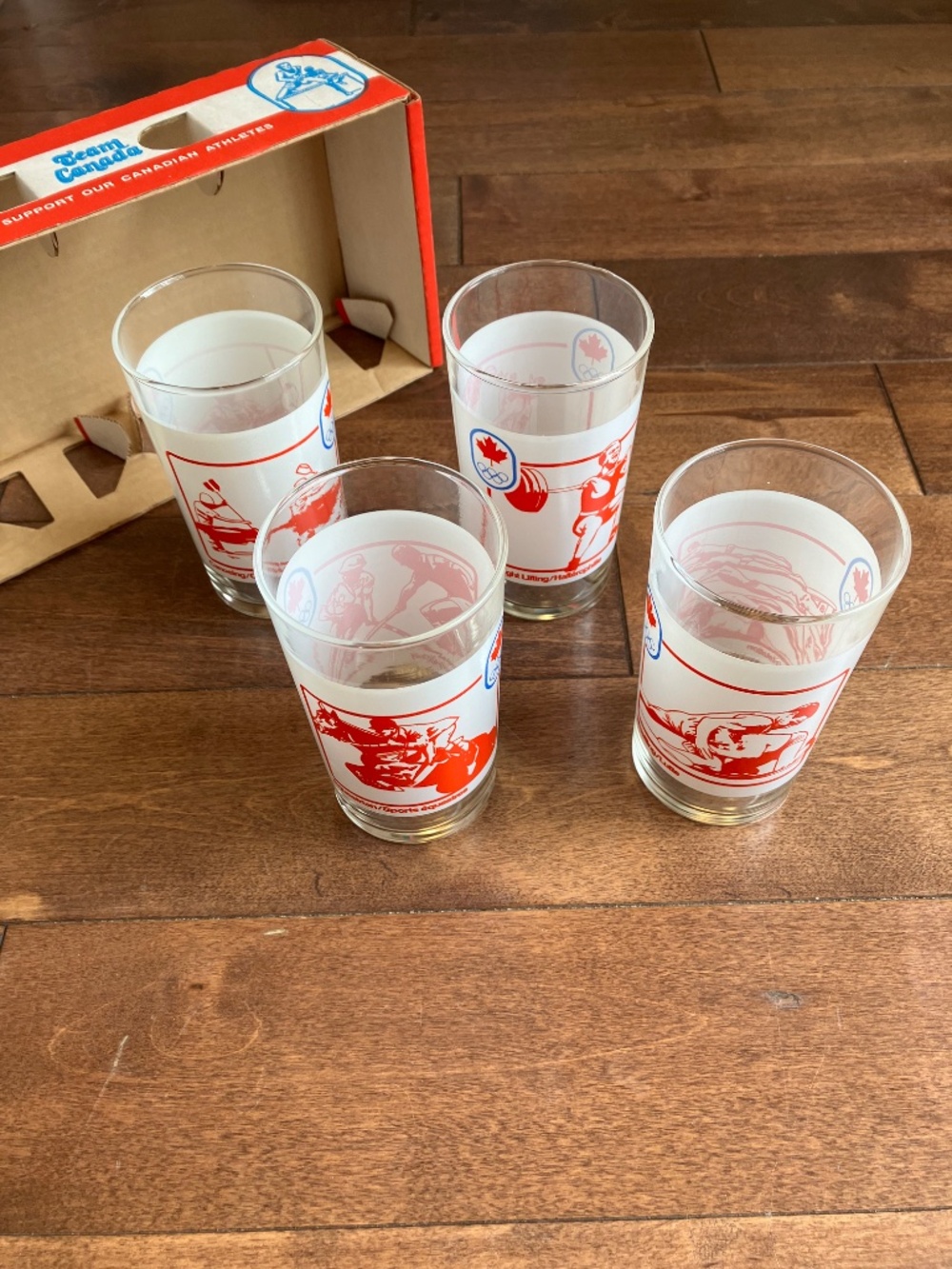 Vintage Montreal Olympics 4 Oz Glasses -Set of Four - Picture 8 of 14